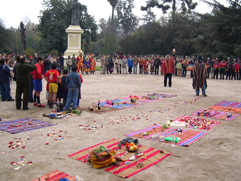 Homenaje de pueblos originarios