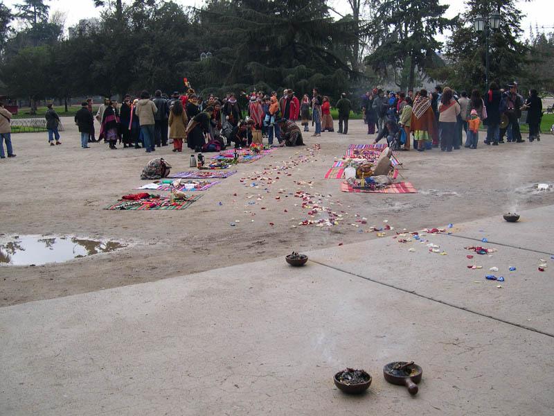 Homenaje de pueblos originarios