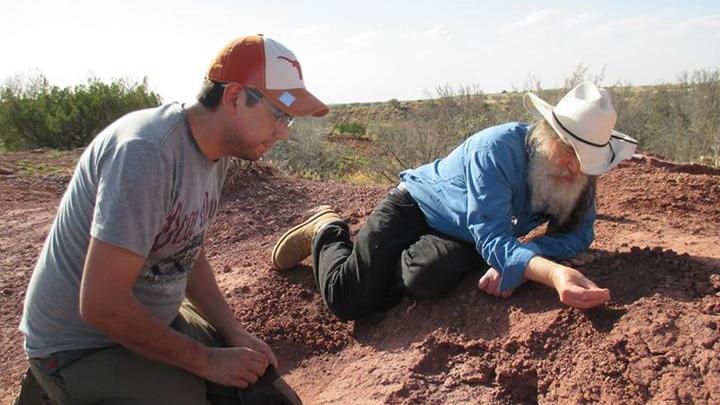 Excavación con Robert Bakker