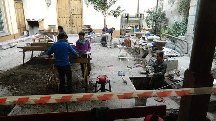 Inicio de las excavaciones arqueológicas en el patio Los Naranjos de la Catedral Metropolitana. 1 de junio 2015.