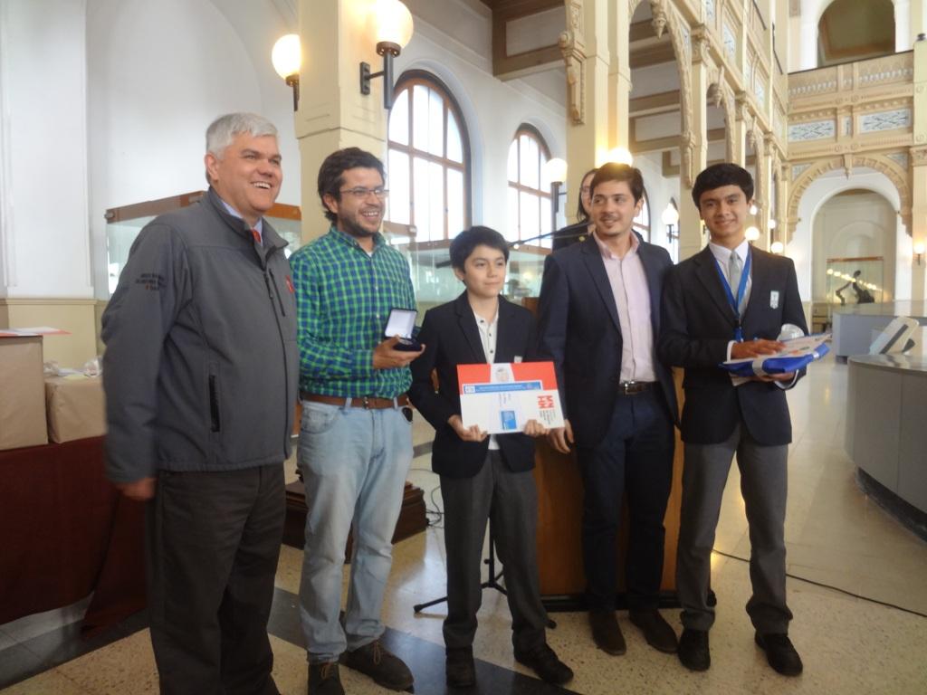 Premio Grete Mostny, para los alumnos del Colegio El Salvador de San Vicente de Tagua Tagua