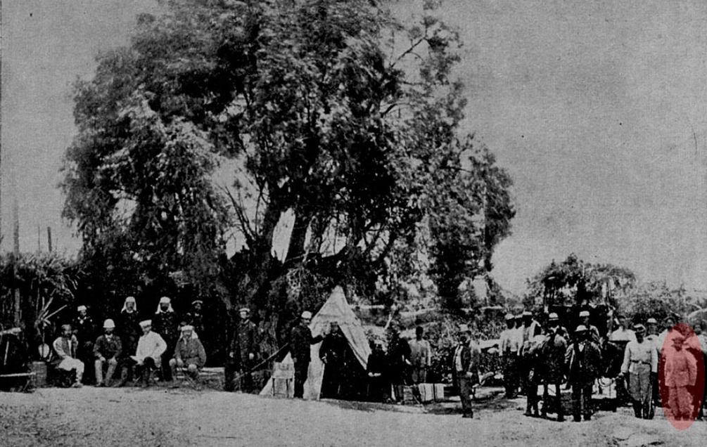 Figura 2. Campamento militar en Lurín, enero 1881 [al extremo derecho estaría Quintín Quintana]; Díaz y Spencer; Colección Museo Histórico Nacional. No existe, a la fecha, otra foto autenticada de Quintín Quintana.