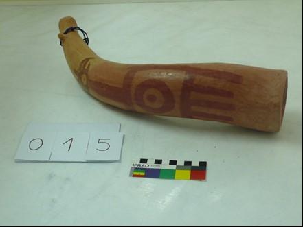 Fig. 2: Putuputu de cacho de cerámica (Archivo fotográfico MNHN, Fotografía: Gerardo Mora, abril de 2014).